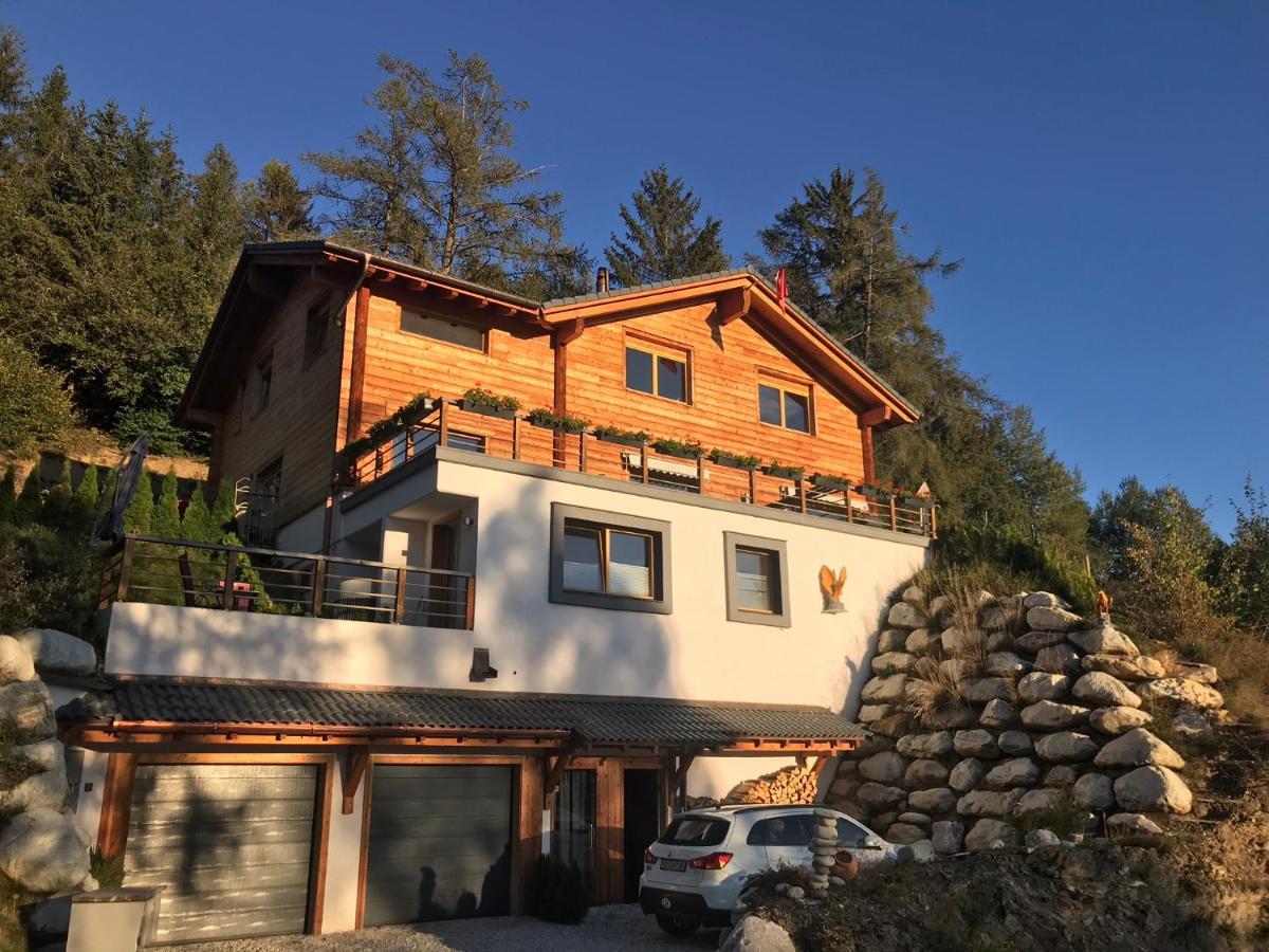 Chalet Aigle Lägenhet Crans-Montana Exteriör bild