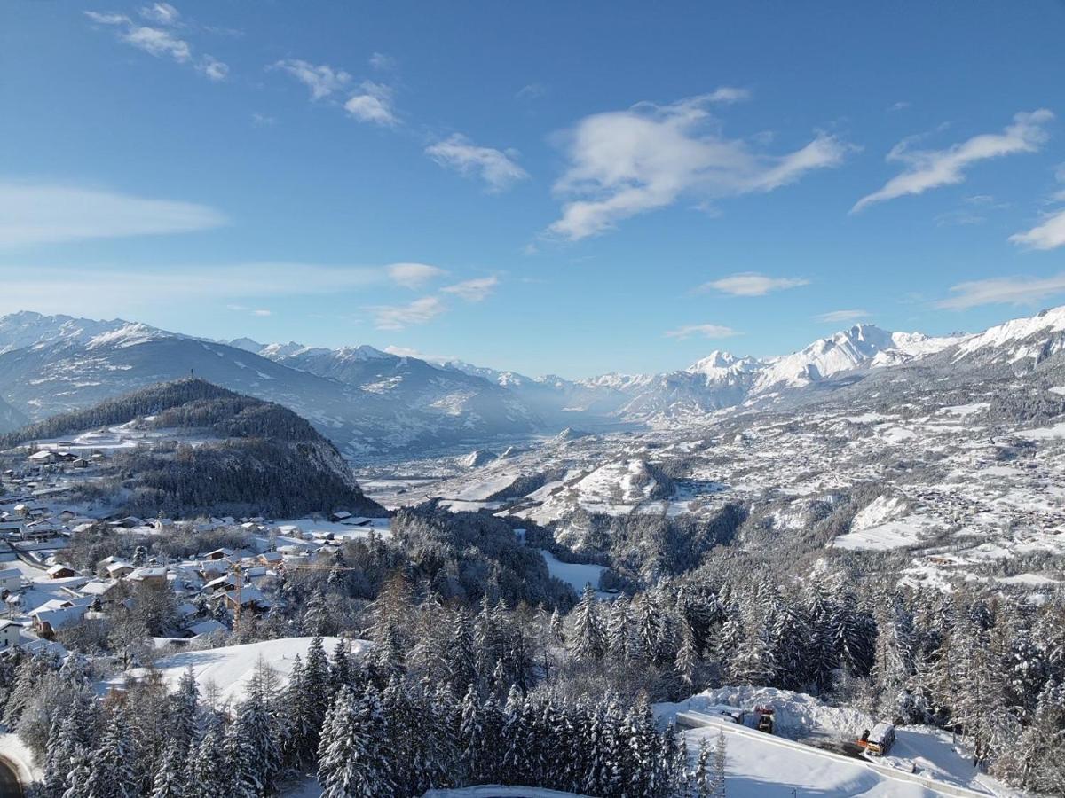 Chalet Aigle Lägenhet Crans-Montana Exteriör bild